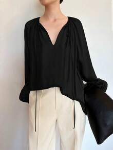 Elegant Women's Shirt, Loose V-Neck Faux Silk Satin Shirt, Balloon Sleeves And Ruched - 黑色 - 查看 3