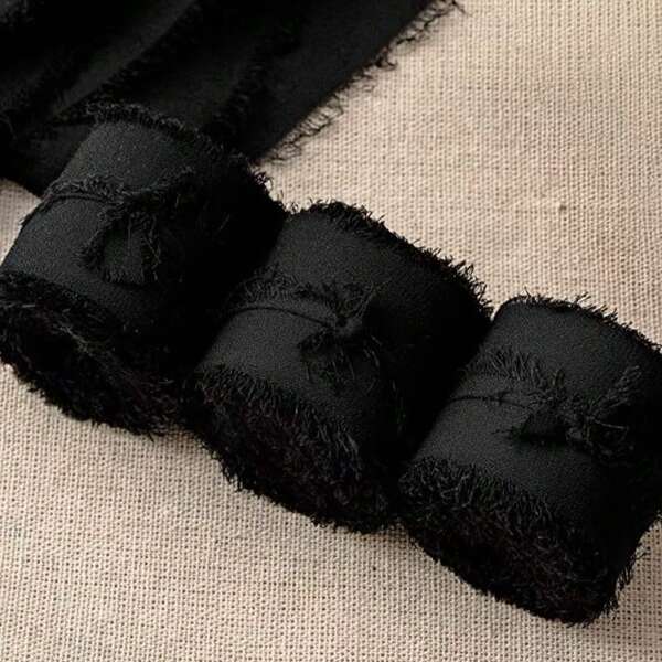 4 rouleaux de ruban de mousseline de soie noire de 3,8 cm x 25,6 m. Ensemble de rubans de mousseline à franges fait main pour invitations de mariage, bouquets de mariée, cadeaux, emballage, artisanat DIY (noir, 3,8 cm x 25,6 m)