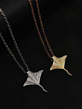 1pc 18K Gold Plated Ocean Series Whale & Manta Ray Shaped Pendant Necklace, Ocean Beach Style Rhinestone Embedded Fish Tail Clavicle Chain