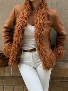 Brązowa kurtka damska SOLTRB z futra syntetycznego w stylu vintage, idealna na wakacje i sylwestra - Brązowy - Zobacz 5