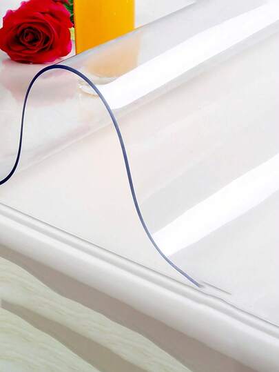 1 pieza Tapete de mesa de PVC transparente de 1,5 mm de grosor, diseño minimalista moderno cuadrado/rectangular, inodoro, antibacteriano, impermeable, resistente al aceite, resistente a los arañazos, resistente al calor, fácil de limpiar, adecuado para mesas de café, entradas, gabinetes de TV, escritorios de computadora. El producto será ligeramente talla grande grande que el tamaño pedido en aproximadamente 1 cm, y necesitará unos días para estirarse y aplanarse por completo.