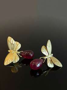 1pc Vintage Red Crystal Teardrop & Butterfly Design 16K Gold Alloy Earrings, Suitable For Outings, Parties, Gatherings, Performances