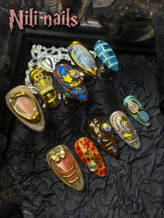 10 st/set handgjorda mandelfärgade press-on-naglar i Y2K-stil, guld- och blå kattögon-press-on-naglar, blå och orange tie-dye, bara gradientfärgning, handgjorda metallritningar, geometriska mönster med 3D-krona och diamantdesign, heltäckande lösnaglar för kvinnor, vid olika tillfällen, vardagskläder, utmärkt present till kvinnor och flickor, lämpliga för användning på fester, musikfestivaler, med 1 gelépad och 1 nagelfil.