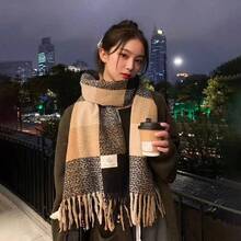 1件超大柔软针织格子围巾，女秋冬保暖披肩两用，马卡龙色法式优雅风，学生百搭别致围脖，适合通勤和节日送礼