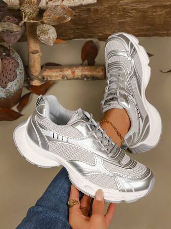 Zapatillas de moda con cordones de encaje, malla y parches en estilo bohemio para mujeres, con suela gruesa, transpirables y de uso casual/deportivo, versátiles para exteriores, para primavera/otoño