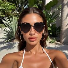 1 par de gafas de moda con forma de corazón, lindas y adecuadas para fiestas, conciertos y salidas - Multicolor - Ver 2