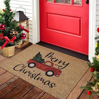 1 pieza, Felpudo navideño festivo con diseño de tractor y árbol, suave, de secado rápido, antideslizante, de poliéster, disponible en varios tamaños, lavable a máquina, decoración de entrada al aire libre, alfombra de cristal suave, disponible en varios tamaños [Alfombra de baño] [Alfombra de baño] [Alfombras de baño] Otoño/Invierno/Decoración romana/Decoración del hogar/Decoración de la casa Felpudo de cocina
