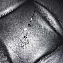 新款高端万圣节风格饰品，ins风，原创设计，暗黑系，个性化定制，Y2K风格，金属质感，手工串珠玻璃珠十字架，可爱金属蜘蛛设计，手机挂绳，手机挂饰，手机吊坠，包包挂饰，耳机盒挂饰，钥匙扣 - 銀色 - 查看 8