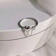 1 pieza Anillo elegante y minimalista con cadena, corazón y borla, adecuado para el uso diario de las mujeres