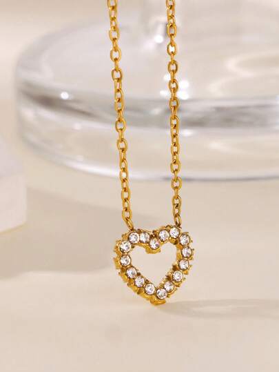 1PC Luxury Zirconia Heart Necklaces For Women 18K Gold Plated Stainless Steel Heart Rhinestone Shaped Pendant Necklace Clavicle Chain Birthday Party Christmas Jewelry Gifts