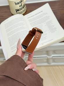 1 dây đeo đồng hồ bằng da thật, tương thích với Apple Watch, kiểu dáng nữ, có các màu vàng, đen, bạc, kiểu thể thao, phù hợp với kích thước 38mm, 40mm, 41mm, 42mm, 44mm, 45mm, 46mm, 49mm, tương thích với Apple Watch Ultra 11/10/9/8/7/6/5/4/3/2/1 SE Series - Vàng - Xem 4