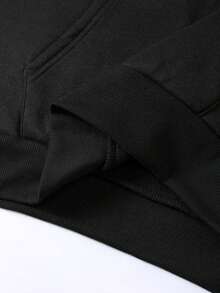 Disney Mickey Mouse, Donald Duck, And Goofy Humorous Design Men's Sweatshirt. Regular Fit, Machine Washable, Suitable For Casual Wear In Autumn And Winter. Cartoon Character Design, Comfortable Fabric, Detailed Description, Easy To Care For. Suitable As A Gift, Birthday Present, Or Other Gift. - 黑色 - 查看 5