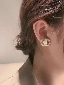 1 对银色优雅可爱 18K 镀金双 C 形环状耳环，适合日常佩戴和聚会 - 金色 - 查看 10