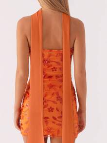 Women Summer Mini Bandeau Dress Sleeveless Off Shoulder Flower Embroidery Tube Top Dress With Scarf - trái cam - Xem 2