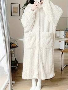 Bata de estar por casa de felpa jacquard de color sólido, bata con capucha de manga larga con botones, de corte holgado con bolsillos, ropa de estar por casa para mujer - Beis - Ver 4
