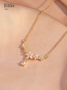 Hihho 1pc Floral Zirconia Inlaid 5-Flower Minimalist Design Delicate Women Necklace, Gift For Date - Gold - View 5