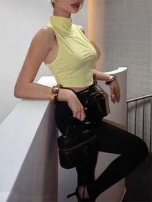 女士纯色浅黄色优雅通勤修身立领无袖上衣，适合音乐节、演唱会、年轻女孩日常穿着、海滩度假、摄影、圣诞节、情人节和其他节日。 - 黃色 - 查看 6