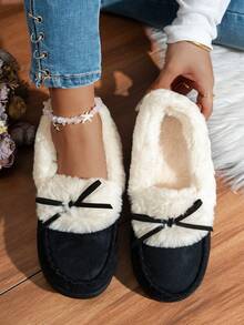 Pantufas de espuma viscoelástica de alta densidade, forro de pelúcia para uso interno no inverno, decoração com laço, antiderrapantes, pantufas femininas, presente de Natal - Preto - Ver 4