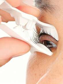 Zestaw 4 rzęs z aplikatorem – wielokrotnego użytku, bez kleju, profesjonalne akcesoria do makijażu, tworzywo sztuczne bez alkoholu, narzędzie do zbierania rzęs, akcesoria do przedłużania rzęs, magnetyczne sztuczne rzęsy bez kleju, magnetyczne rzęsy ssące, naturalnie gęste, bez kleju, adsorpcja magnetyczna, cztery rzęsy magnetyczne