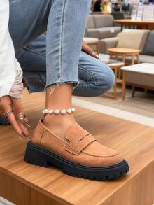 女士休闲乐福鞋，时尚百搭轻便软底防滑个性化平底套脚圆头莫卡辛鞋