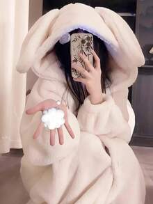 加厚保暖兔耳朵睡衣]新款高端加厚保暖女式冬季兔耳朵连帽珊瑚绒睡衣 - 涤纶 100% 纯色针织面料睡袍带纽扣细节，适合秋冬