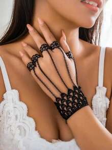 1pc Gothic Style Women's Black Sexy Hollow Lace Bracelet With Adjustable Semi-Open Ring, Tassel, Punk Butterfly Finger Ring Bracelet, Fashion Accessory - Multicolor - View 4