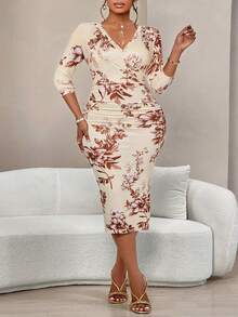 BIUBIU Women's Plus Size Fashionable Wave Prints Crisscross Wrap Three-Quarter Sleeves V-Neck Ruched Bodycon Dress (Random Print) - Brown - View 6