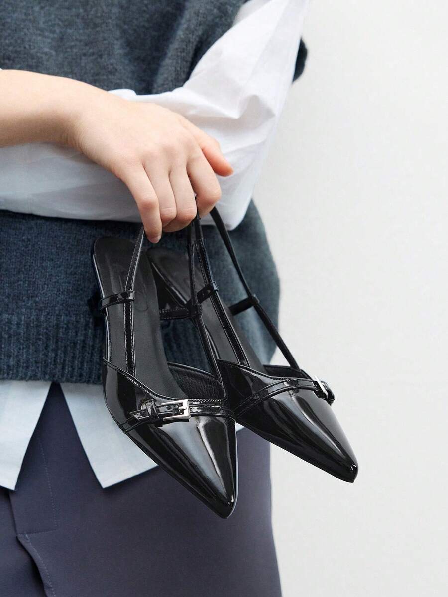 GlamourGrip Zapatillas de tacón elegantes para mujer – Punta fina, diseño ancho cómodo, recubierto brillante con hebilla, estilo slingback moderno y versátil – Tendenci 2025 para oficina, citas y outfits diarios