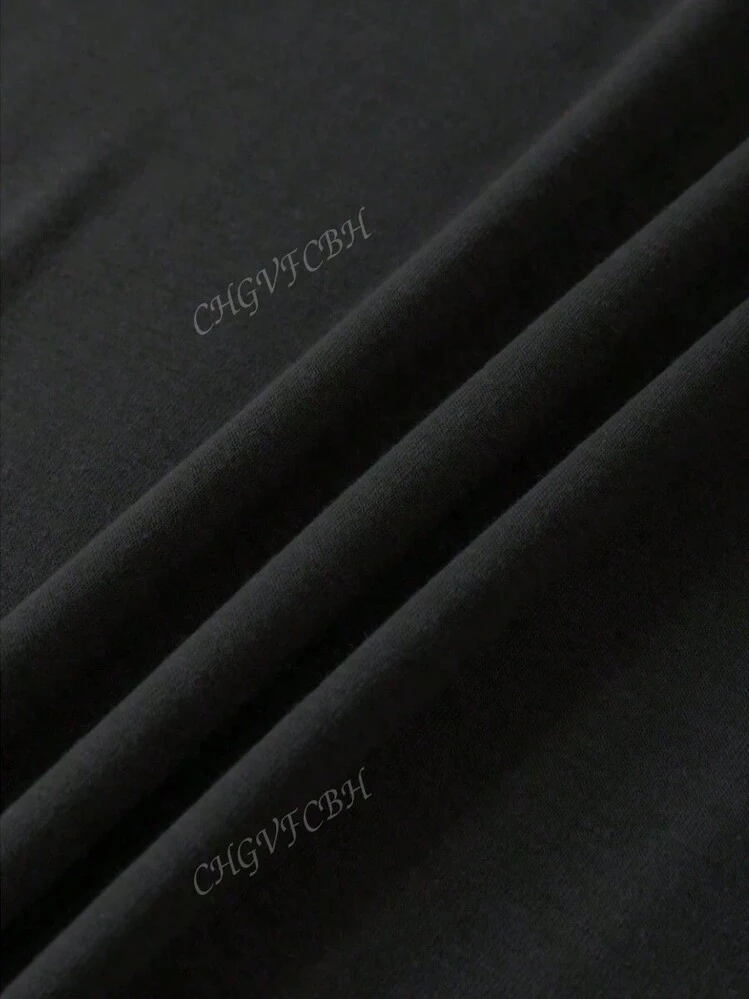 Camiseta de cuello redondo estampada con patrón de erizo negro para mujeres - Negro - Añade 4