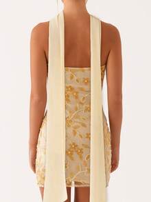 Women Summer Mini Bandeau Dress Sleeveless Off Shoulder Flower Embroidery Tube Top Dress With Scarf - 黃色 - 查看 2