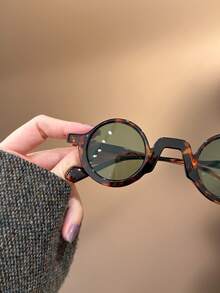1 件复古小圆框时尚眼镜，适合儿童和青少年，适合派对、户外旅行、海滩度假、摄影道具和日常佩戴