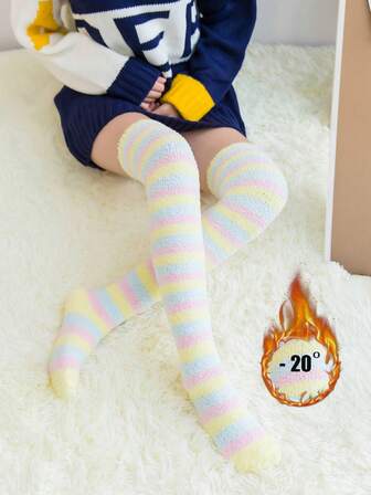 1 Pair Of Winter Thickened Coral Fleece Women's Socks , Cold Resistant And Warm , Soft And Comfortable , Fashionable And Versatile , Suitable For Daily Wear , Outgoing Outing , Not Cold In Winter , Perfect Holiday Gift, Cozy Socks