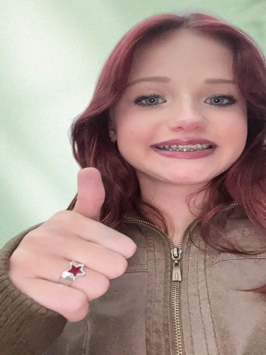 1pc Fashionable Personalized Oil Drop Five-Pointed Star Ring - Red - View 1