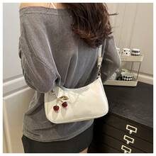 New Fashion Classic Wild Letter Pattern Decoration Design Solid Color Pu Waterproof Fabric Shoulder Bag Crescent Bag Underarm Bag, Ladies Purse, Ladies Bag, Suitable For Shopping, Commuting To Work, White-Collar, Travel, Etc., Can Be Slung. - 白色 - 查看 6