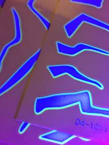 6张夜光/紫外线紫色纹身贴纸，电影猎人临时纹身贴纸，韩流紫色角色扮演配饰，舞蹈角色扮演纹身贴纸道具，完美适用于角色扮演，Y2K纹身贴纸 - 紫色 - 查看 7