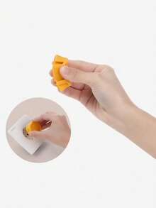 1个电源插头保护套,插座盖,电源插座安全帽,防触电插座盖,安全插头保护套,儿童安全插头,带隐藏式拉手的儿童安全电源插座盖,三孔儿童安全电源插座,北美标准电源插座盖,绝缘保护插头,婴幼儿安全产品 - 彩色 - 查看 7