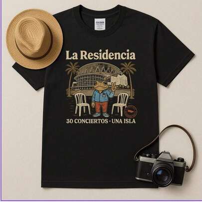 La Residencia Concierto T-EE_ Puerto Rico Coqui Frog Shirt220 gC-AmiS-eta de aL-Godón puro de alta densidad de . ExperiM-enta una suavidad increíble que te acompañará todo el día. ConfeccionA-DA con aL-Godón puro de alta densidad de 220 g, esta C-AmiS-eta ofrece una sensación suave y estructurA-DA- Para todo, desde el trayecto diario al trabA-Jo y las sesiones de gimnasio hasta las relA-Jantes vaC-Aciones. Su diseño atemporal la convierte en la S-orpresA- PerfectA- Para un C-umpleaños o para el día a día un regalo de comodidad inquebrantable y estilo S-obrio para tus seres queridos.