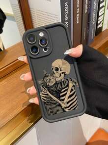1个创意极简骷髅猫彩绘防震TPU手机壳，兼容苹果XS/XS Max/XR/11/12/13/14/14 Plus/15/15 Plus/16/16 Plus/7/8 Plus/17/17 Pro等型号 - 彩色 - 查看 4