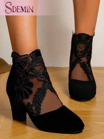 SDEMIN Early Autumn And Winter Daily Wear, Date Travel, Ladies' Temperament, Floral Print Lace Ankle Boots, Back Zipper Square High Heels, Round Toe Boots, And Fashionable Pointed Black Mesh Breathable High Heels
