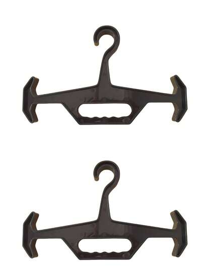 Percha táctica multiusos: resina resistente, textura antideslizante y resistencia al impacto para tu armario