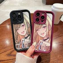 Funda de teléfono con patrón de chica anime para iPhone 16, sensación suave, 12MINI, parejas, 14PROMAX, diseño de protección de lente de cobertura completa, 11PRO negro, 11PROMAX, fundas de teléfono lindas 14PLUS, 15PROMAX estéticas, 14PRO para mujeres, 12PROMAX a prueba de golpes y anti-caída, 12PRO para hombres, 16PROMAX TPU grueso, 16PLUS único, 13/11/XR/15PLUS/15/XSMAX/XS/16/16PRO/14/13PROMAX/15PRO/12/13MINI/13PRO - Marrón - Ver 11