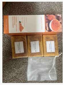 This 4-Piece Turmeric Cleansing Set Includes 30 Cleansing Wipes And A Bottle Of Turmeric Cleansing Mousse. Deeply Cleans And Moisturizes With A Generous Dose Of Curcumin, Vitamin E, And Rose Extract. This Naturally Gentle Formula Is Suitable For Both Face And Body. - Màu vàng - Xem 16