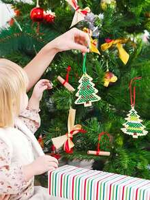 34pcs- Christmas Wooden Cross Stitch Kit Cross Stitch Wooden Ornaments Christmas Hanging Decorations Handicrafts Christmas Decorations For Christmas Tree Decorations (Tree Shape)