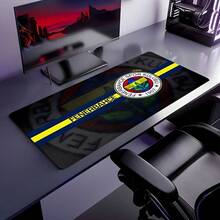 1 件费内巴切足球俱乐部官方鼠标垫 - 游戏和办公桌垫，带有赞助商标志（成立于 1907 年），采用绿/红/黄球队配色 - 高密度聚酯纤维表面，橡胶底座，适用于电脑、笔记本电脑和工作空间 - 是送给球员和球迷的理想足球迷礼物 - 长方形设计，醒目的品牌标识和耐用的聚酯纤维确保鼠标移动顺畅，是工作场所装饰的完美之选 - 彩色 - 查看 6