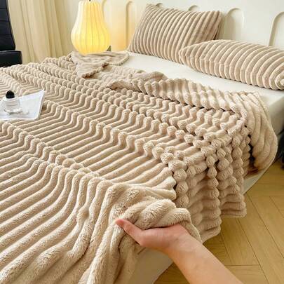 1pc Soft Vintage Style Faux Fur Blanket - Cozy Choice For Sofa And Chair, Striped Pattern, Machine Washable, Polyester Blend, Comfortable For All Seasons, Chair/Bed Cover | Soft Blanket | Polyester Blend, Rabbit Decor