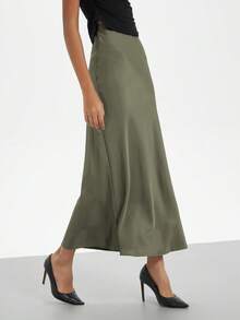 SE-HORE Women's Fashion Commuter Versatile Petite Version Elastic Satin Texture Skirt, Suitable For All Seasons - Moss Green - Dark Green - View 5