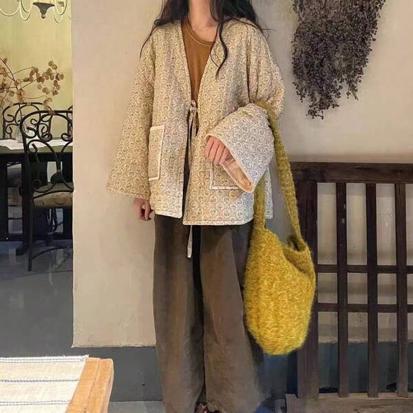 Huangguoshu single shoulder crossbody woolen bag autumn and winter woolen bag light commuter bag versatile simple casual magnetic buckle design