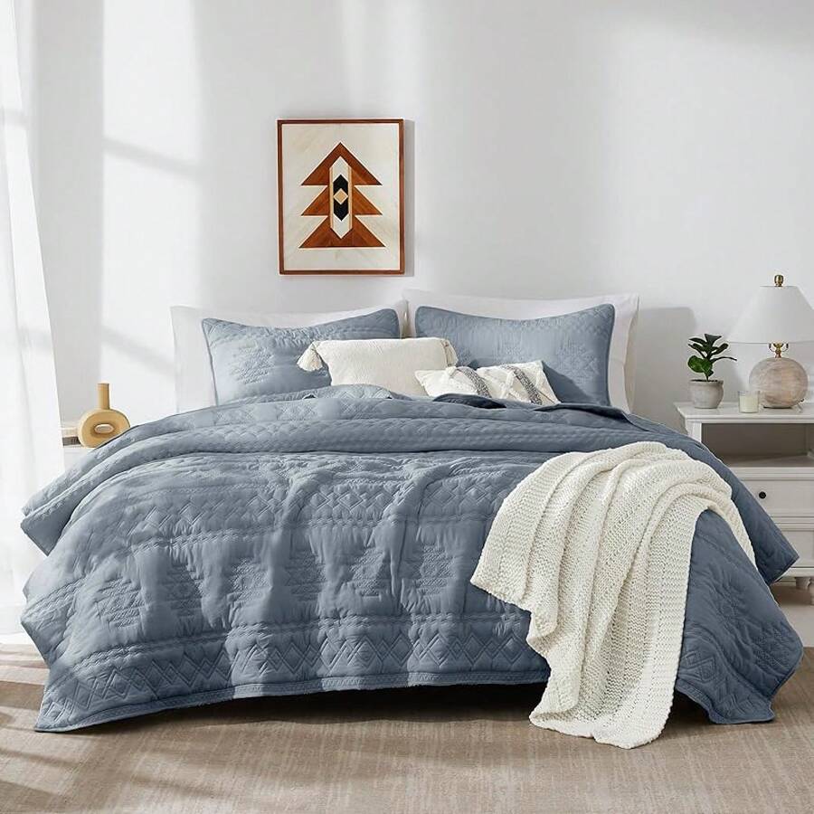 Blue Quilt King Size Bedding Sets With 2 Pillow Shams, Lightweight Soft Bedspread Coverlet, Quilted Blanket Thin Comforter Bed Cover All Season, 3 Pieces, 104x90 Inches, All - Season Bedding - 波西米亞藍灰色 - 查看 1