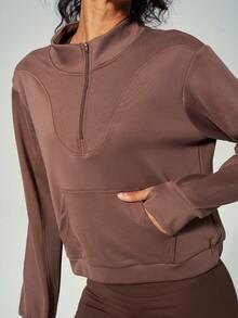 UONNOU 1 pezzo Felpa casual sportiva da donna con piccolo colletto a camicia e zip semi-aperta sul davanti, con tasca frontale a tutta lunghezza, design con foro per il pollice per maggiore movimento, tessuto morbido e confortevole. Questa felpa delicata e che valorizza la figura offre una vestibilità rilassata ma snellente, perfetta per sport all'aperto, jogging, allenamenti e uscite casual quotidiane. Disponibile in stili autunnali e invernali