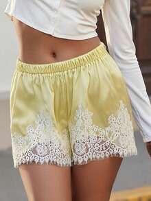 Women Satin Silk Shorts Lace Trim Patchwork Mini Micro Shorts Silky Low Rise Coquette Lounge Slip Bottoms Y2k Summer Wide Leg Lounge Shorts For Streetwear - 黃色 - 查看 1